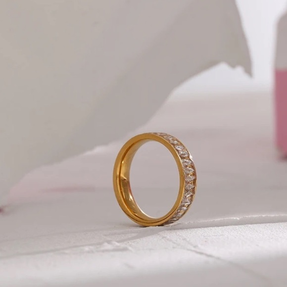 Cubic Zirconia Ring Jewelry Exquisite Wedding Engagement Band Gold Plated Sz 7 - Picture 9 of 14